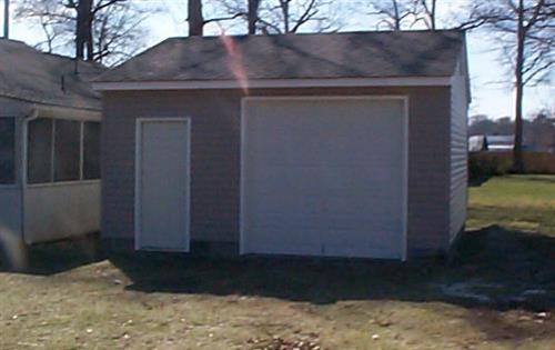 16x20 1 Story with separate entry door Garage